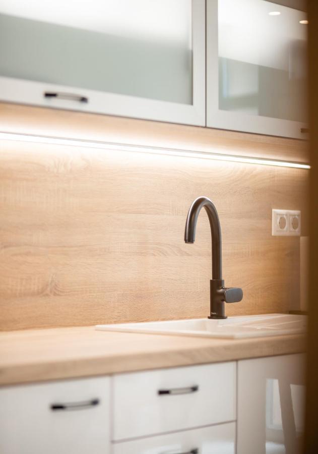 Jegmadar & Fekete Golya Apartmanok Mosonmagyaróvár Εξωτερικό φωτογραφία