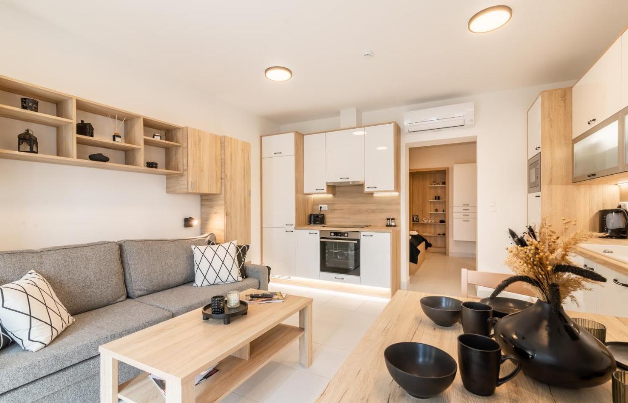 Jegmadar & Fekete Golya Apartmanok Mosonmagyaróvár Εξωτερικό φωτογραφία
