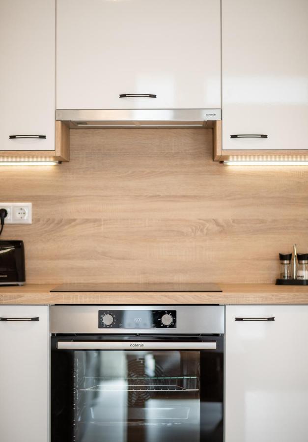 Jegmadar & Fekete Golya Apartmanok Mosonmagyaróvár Εξωτερικό φωτογραφία
